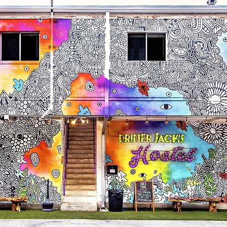 Drifter Jack'S Hostel Austin Exterior photo